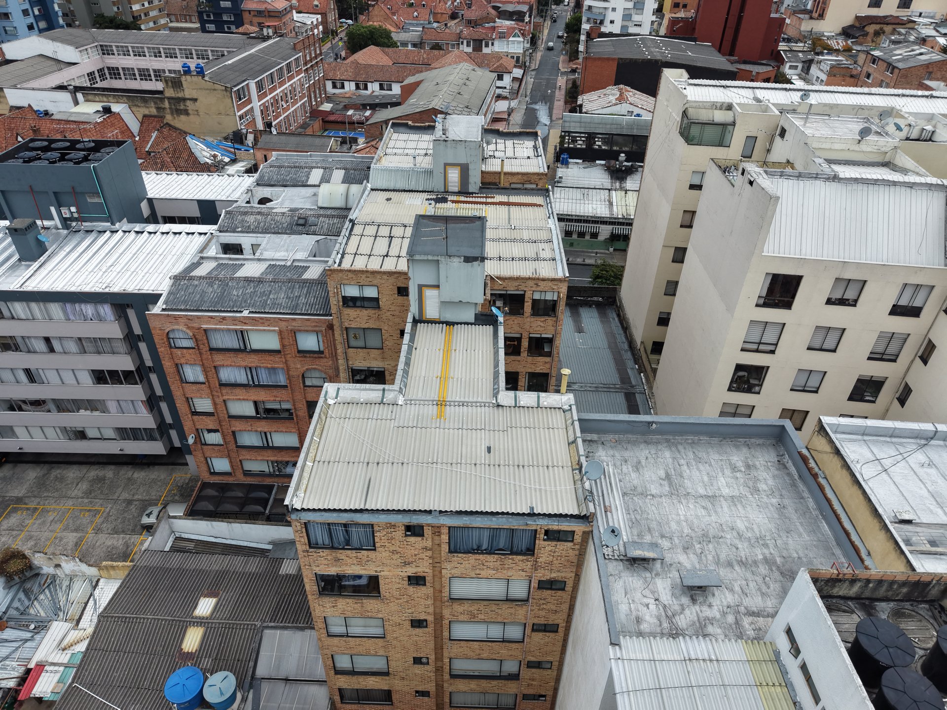 Vista panor&aacute;mica del edificio y la ciudad