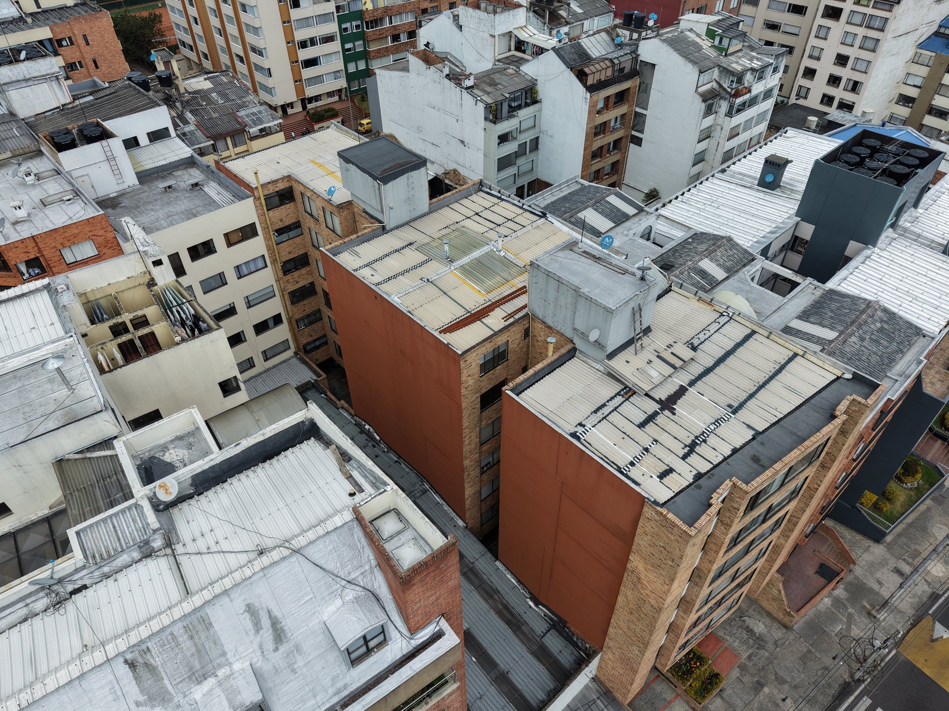 Tanques de agua sobre la cubierta