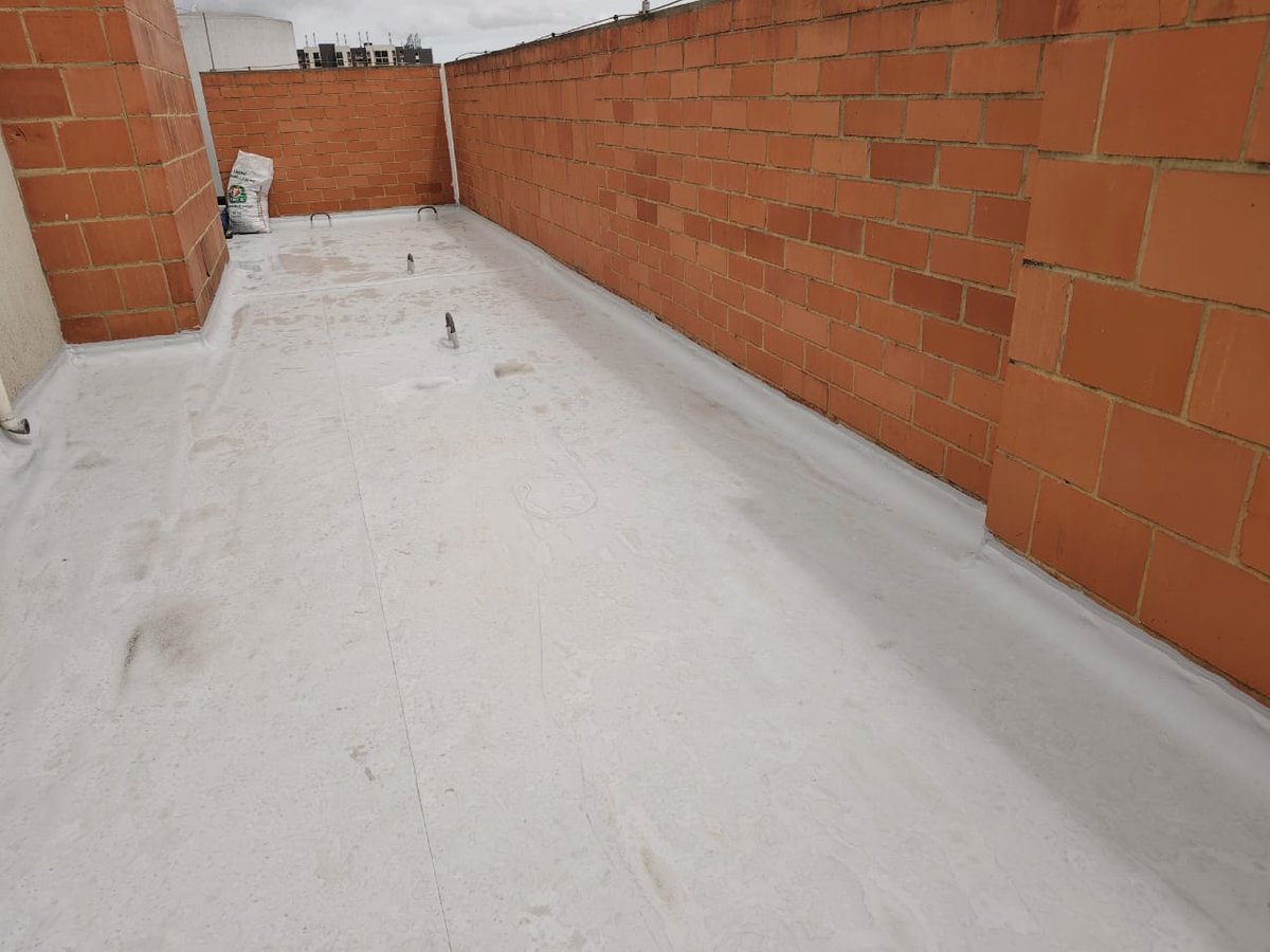 Cubierta terminada con membrana PVC instalada