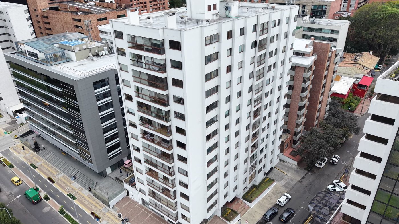 Edificio XUE P.H. - Fachada y cubierta