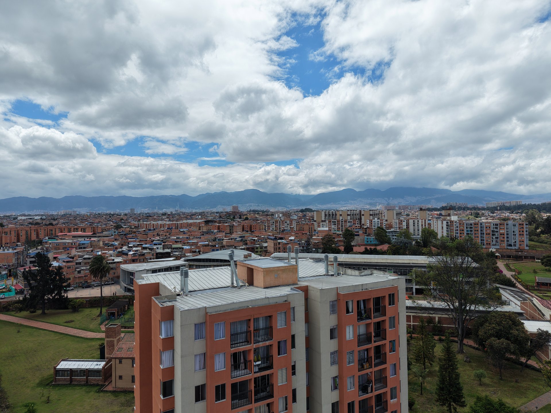 Edificio XUE P.H., vista aérea